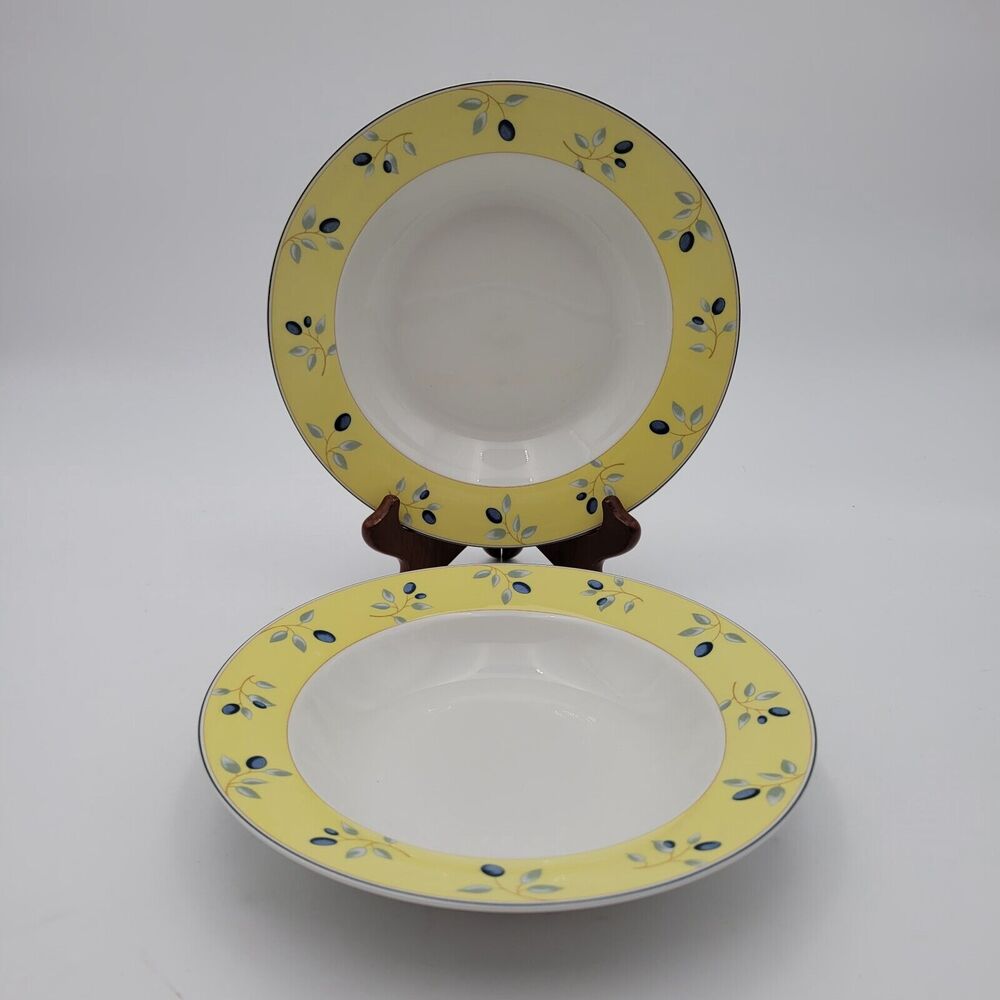 2 Royal Doulton Yellow BLUEBERRY Soup Pasta Bowls Set of Two